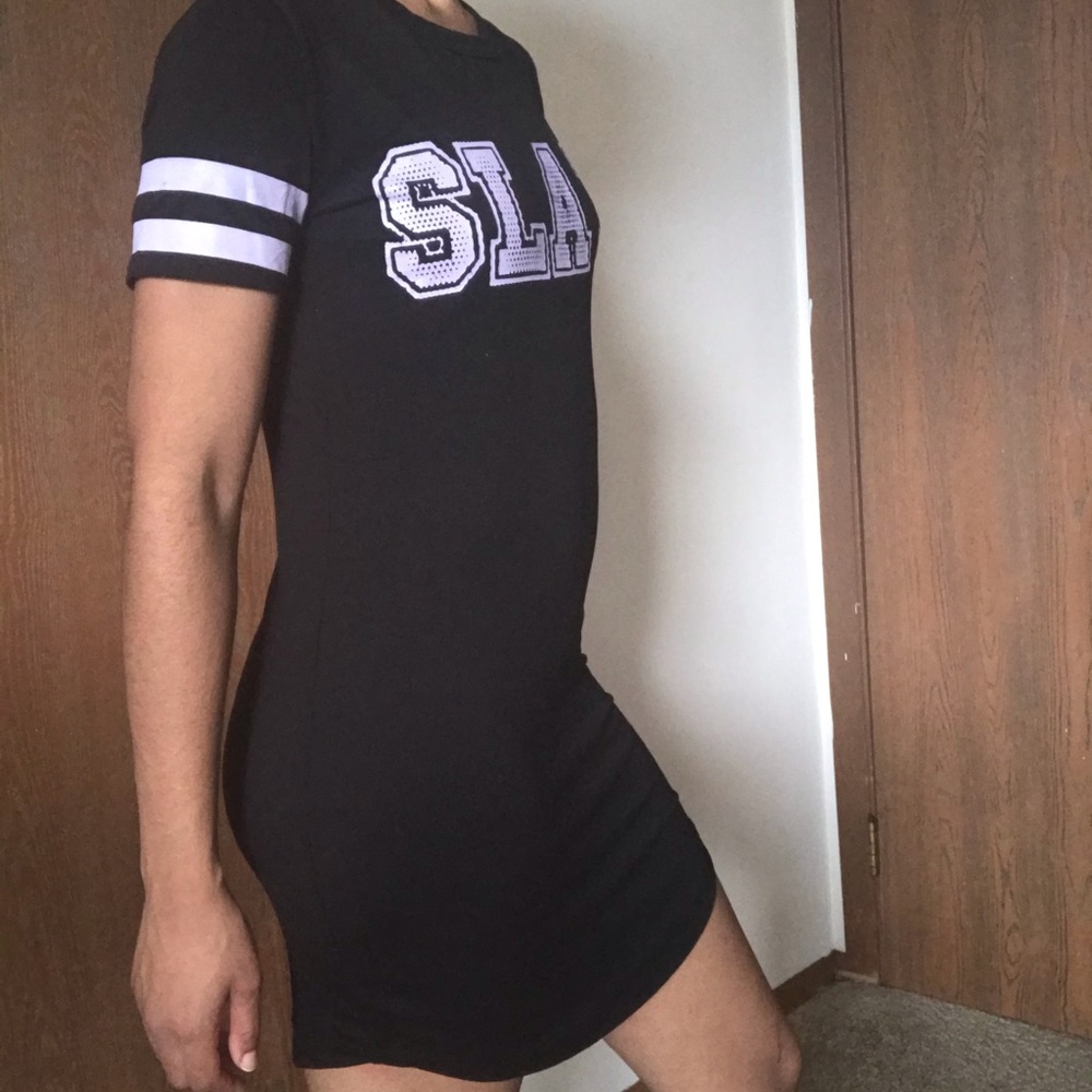 SLAY. Comfortable and stretchy. White is faded.